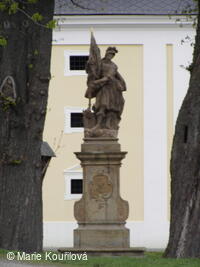 Trasa pro vozíčkáře a různá poutní zastavení