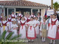 Folklorní soubor Dřeváček