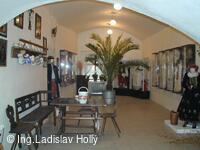 Tovačov, Zámek - interiér - národopisná expozice