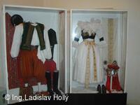 Tovačov, Zámek - interiér - národopisná expozice